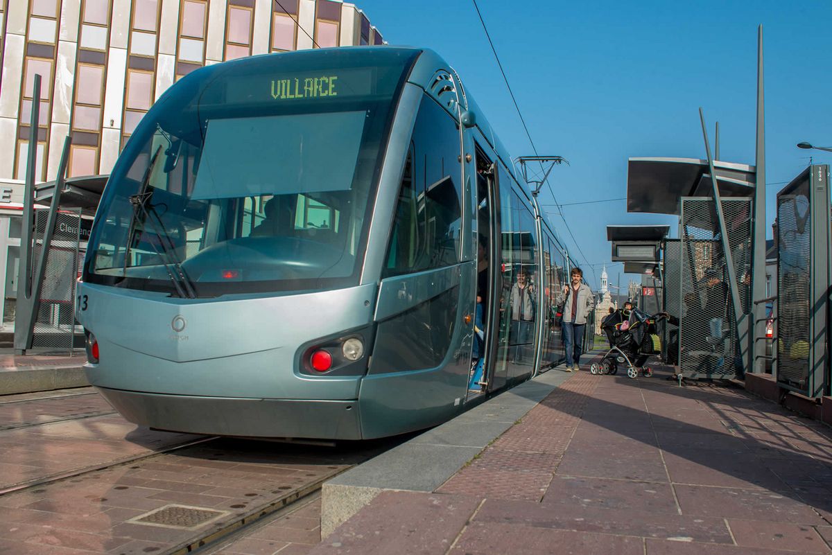 Perturbations tramway : des bus de substitution sont en place et les lignes bus circulent