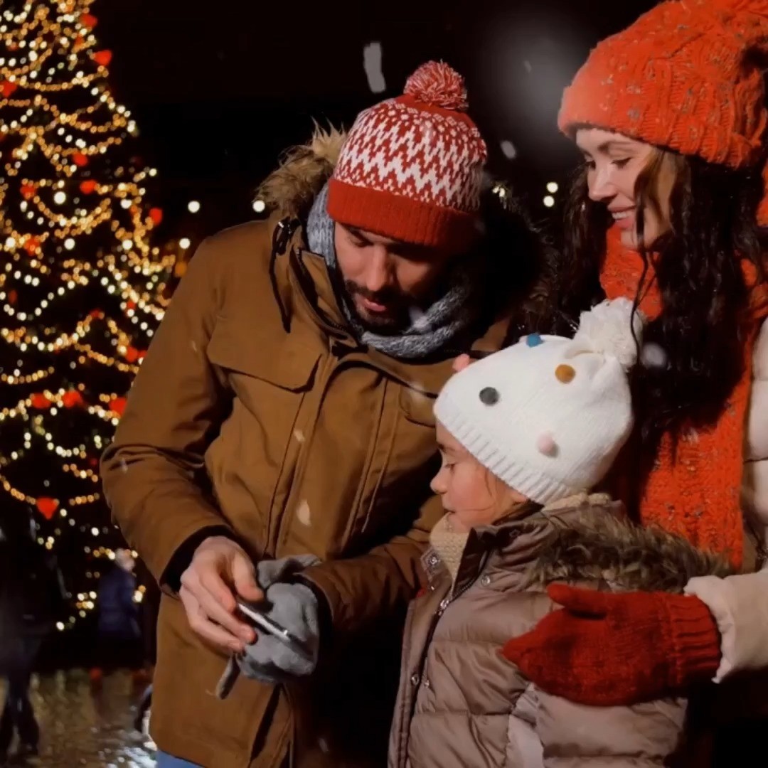 Postez vos photos de la féérie de Noel à Valenciennes avec le #valenciennes_destinationnoel !
Chaque semaine nous partagerons vos plus belles photos et vos images pourront être utilisées dans les communications de la Ville, l’an prochain 😍
#villagedenoel #valenciennes_destinationnoel #marchedenoel #happychristmas #christmastime #hautsdefrancefamily #valenciennesmetropole 
#valenciennes #valenciennestourismeetcongres