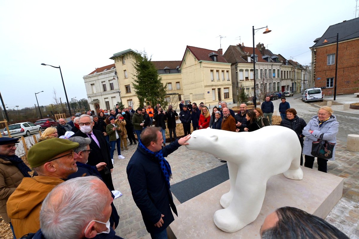 Valenciennes une ville d’#art et de #culture où les statues font figures de balises au gré des quartiers.