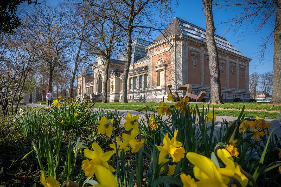 Musée des Beaux-Arts de Valenciennes

#Valenciennes
#valenciennesmetropole #valenciennestourismeetcongres #igersvalenciennes #nord #mba_valenciennes 
#hautsdefrance #tourismehautsdefrance #nordmylove #nordtourisme #hdf_en_photos #departement59 #esprithautsdefrance #nordpasdecalais #fleurissement #printemps