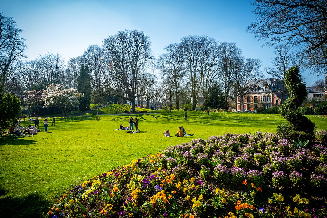 Parc de la Rhonelle 🌲🌺

#valenciennes #valenciennesmetropole #valenciennestourismeetcongres #fleurissement #fleurs #massifsfleuris #beauxjours #soleil #printemps #hautsdefrance #parc #jardin #verdure #profiter #respirer #hdf_en_photos #tourismehautsdefrance