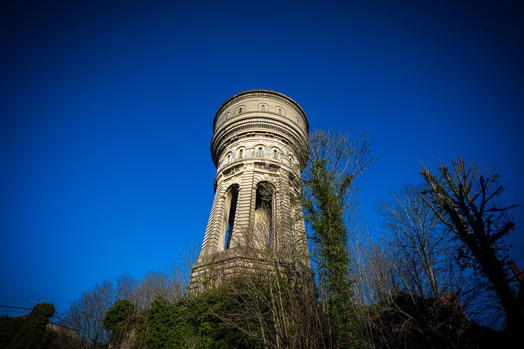 Château d’eau de la Place Verte

#valenciennes #valenciennes_maville #valenciennesmetropole #centreville #valenciennestourismeetcongres #igersvalenciennes #nord #hautsdefrance #pintemps #nordmylove #nordtourisme #hdf_en_photos #departement59 #nordpasdecalais #chateaudeau
