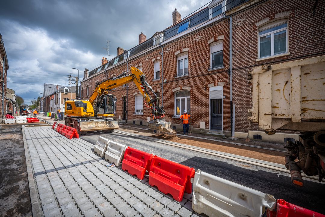[INFOS] Retour en images sur la dernière phase des travaux de réhabilitation de la rue Charles Quint ! 
+ d’infos 👇