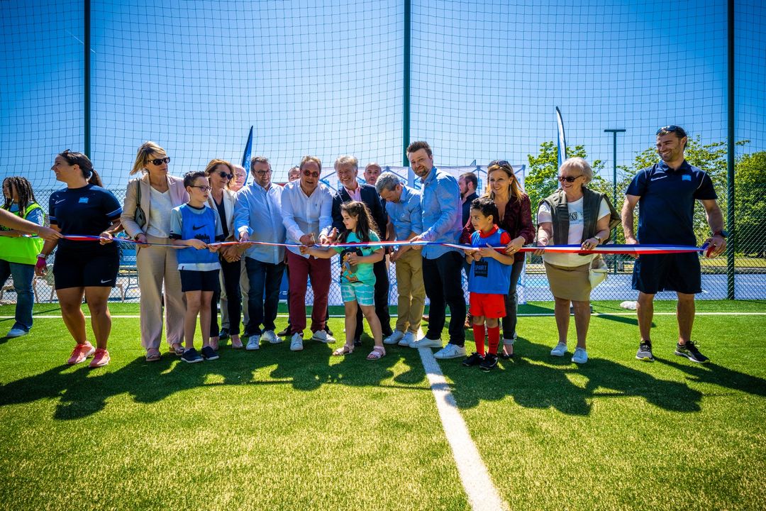 [INAUGURATION] Retour en images sur l’inauguration du nouveau City-Stade de Saint-Waast (rue de Tinchon).
+ d’infos 👇