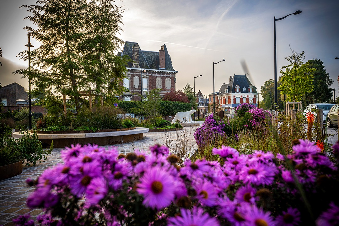 Boulevard Beauneveu

#valenciennes #valenciennes_maville #valenciennesmetropole #centreville #valenciennestourismeetcongres #igersvalenciennes #nord #hautsdefrance #pompon #ourspompon #nordmylove #nordtourisme #hdf_en_photos #departement59 #nordpasdecalais