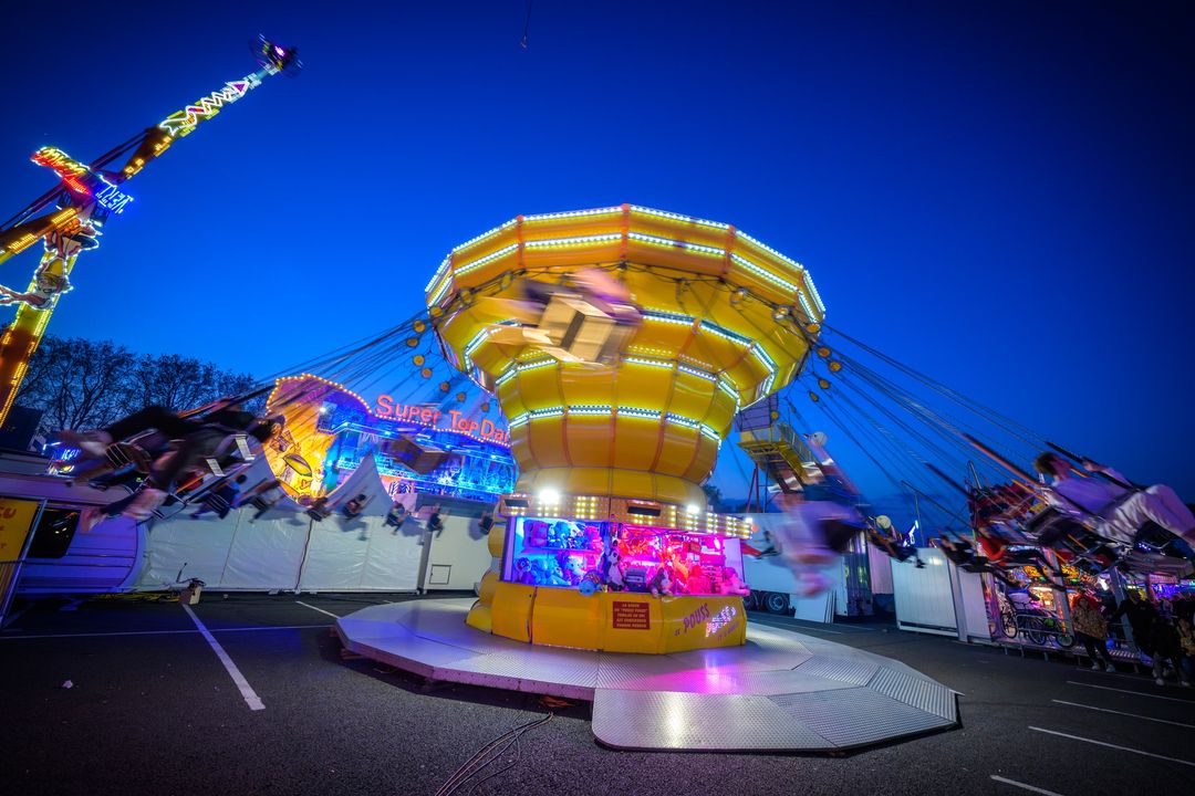 [🎡FOIRE AUX MANEGES🥳] La foire aux manèges est de retour dès aujourd’hui 🤩😉
👉Amateurs de barbe à papa et d’autos tamponneuses vous allez être ravis, la foire aux manèges fait sa rentrée et restera au parking Lacuzon du 23 septembre au 15 octobre.