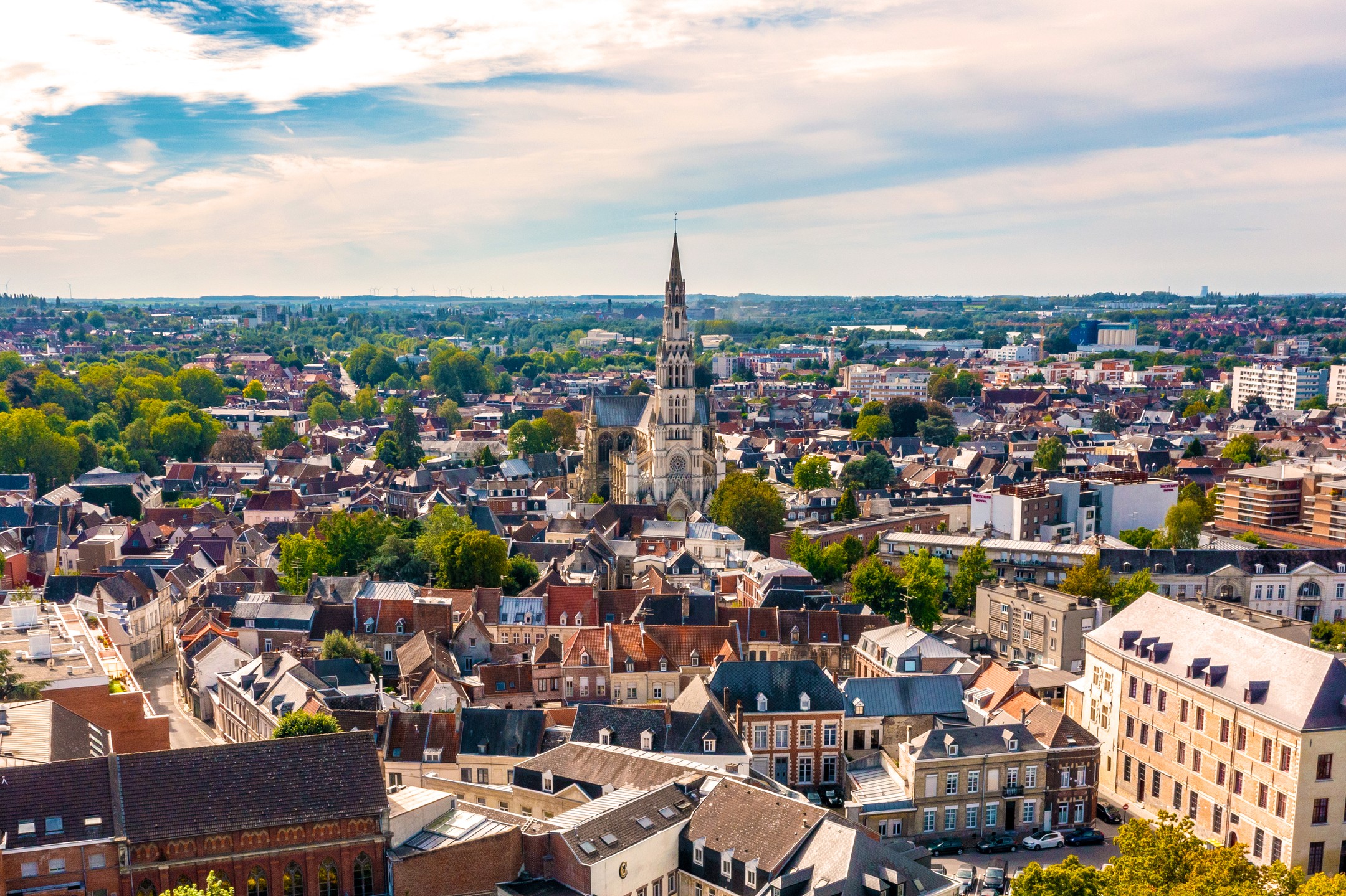 Vue de Notre-Dame du Saint-Cordon #vuedenhaut

#valenciennes #valenciennes_maville #valenciennesmetropole #centreville #valenciennestourismeetcongres #igersvalenciennes #nord #hautsdefrance #nordmylove #nordtourisme #hdf_en_photos #departement59 #nordpasdecalais
#touslesvalenciennoisici #tlvi #photodrone