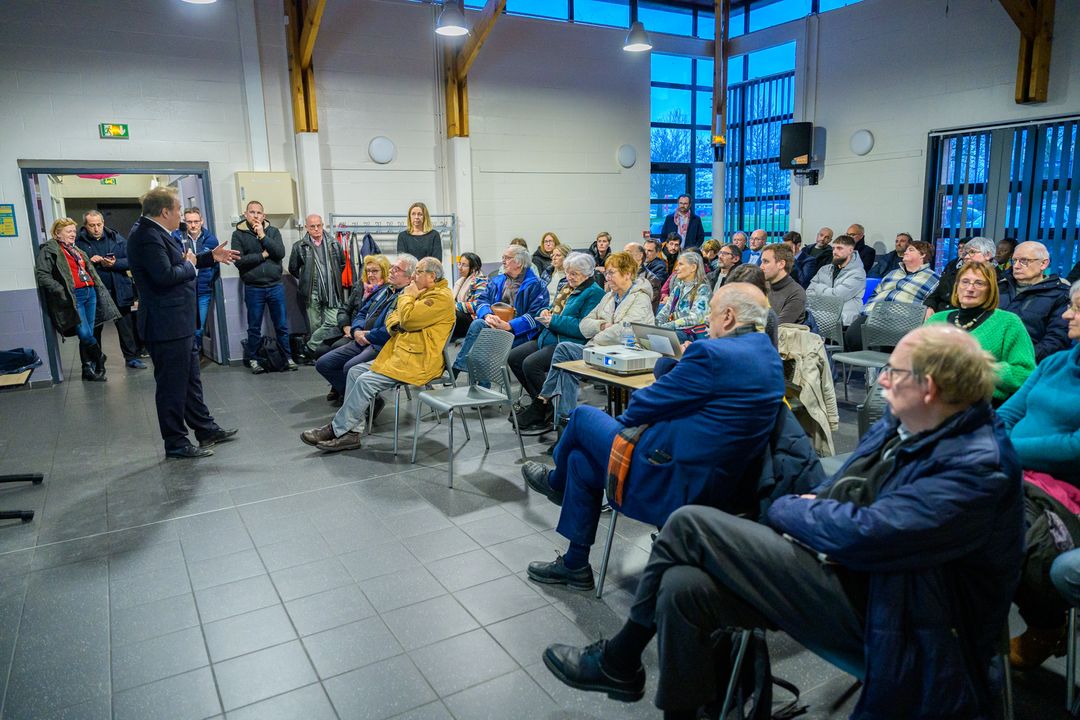 [TRAVAUX] 2ème phase des travaux de réhabilitation du faubourg de Lille ! 
Au programme :
▶️ rénovation des voies non traitées lors de la 1ère phase des travaux, 
▶️ réfection des chaussées, 
▶️ installation de pistes cyclables et de vidéo protection, 
▶️ végétalisation,
▶️ aire de jeu au square Beaujardin, 
▶️ terrain de pétanque, 
▶️ potager,…
+ d’infos 👇