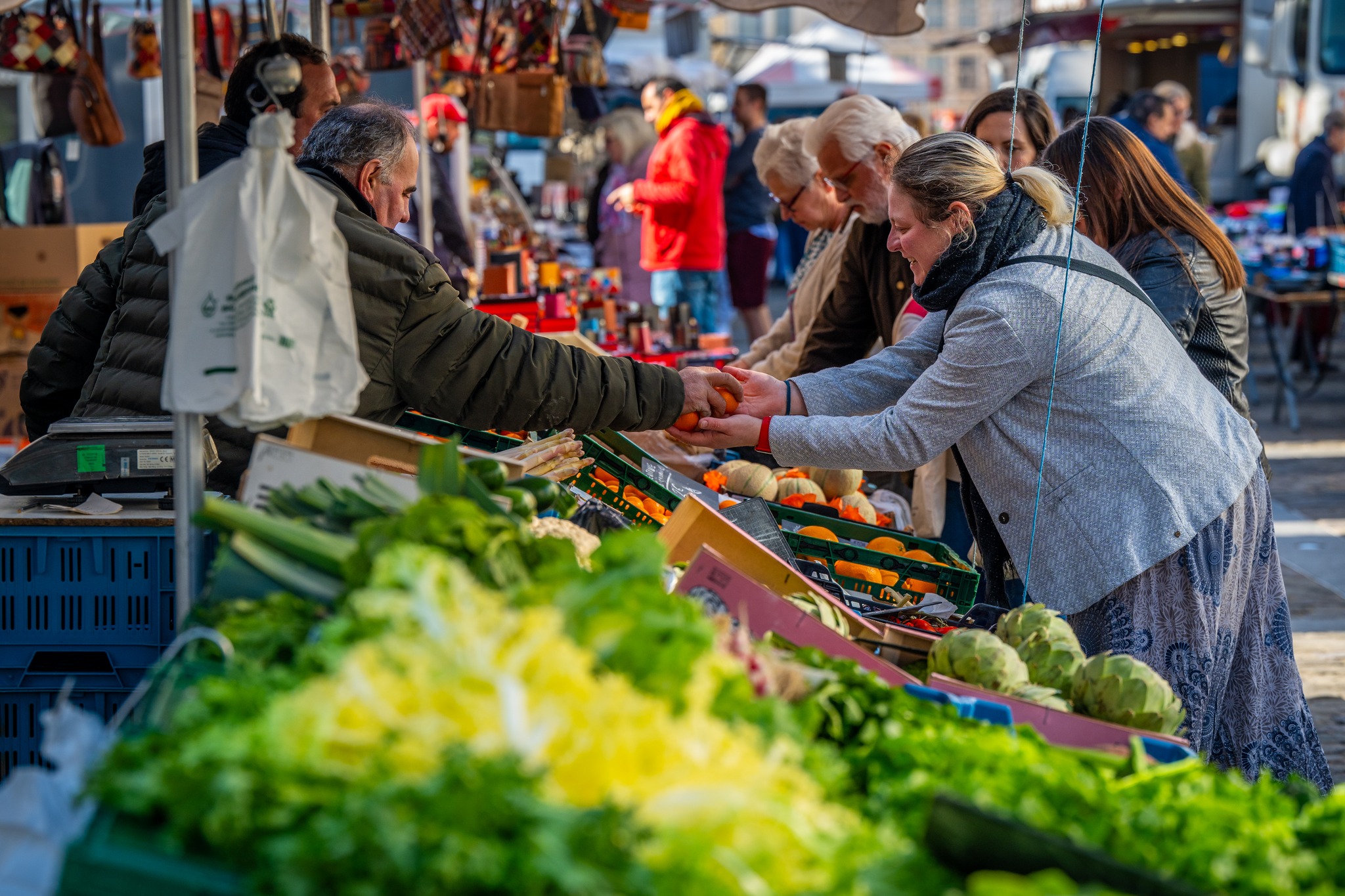 Marché de détails aujourd’hui jusqu’à 12h30 sur la place d’Armes !

#valenciennesmetropole #valenciennestourismeetcongres #touslesvalenciennoisici #tlvi #nordpasdecalais #hdf_en_photos #hautsdefrance #departement59 #monnordennord #igersvalenciennes #Nord #hautsdefrance #nordmylove #marché