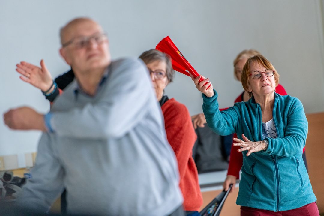 [RDV👟SENIORS🔥] Parce que le sport doit être accessible à tout âge, les promotions des filières STAPS de l’Université Polytechnique Hauts-de-France animent des ateliers à destination des seniors. 
👉 Votre prochain RDV, mardi 14 mai à l’Université Polytechnique Hauts-de-France.
👉 Au programme des moments de partage et de complicité assurés 😉

Lien de l’événement 👉https://fb.me/e/1ZtgxUbiW

ℹ️ Programmation « Valenciennes, vous déclare sa flamme🔥 » :
👉 https://terredesports.valenciennes.fr
👉 Lien de l’événement : https://fb.me/e/4xsJBPcku
#relaisdelaflammeparalympique #valenciennesterredesportspourtous #Paris2024 #jeuxolympiques #jeuxolympiques2024 #JeuxParalympiques