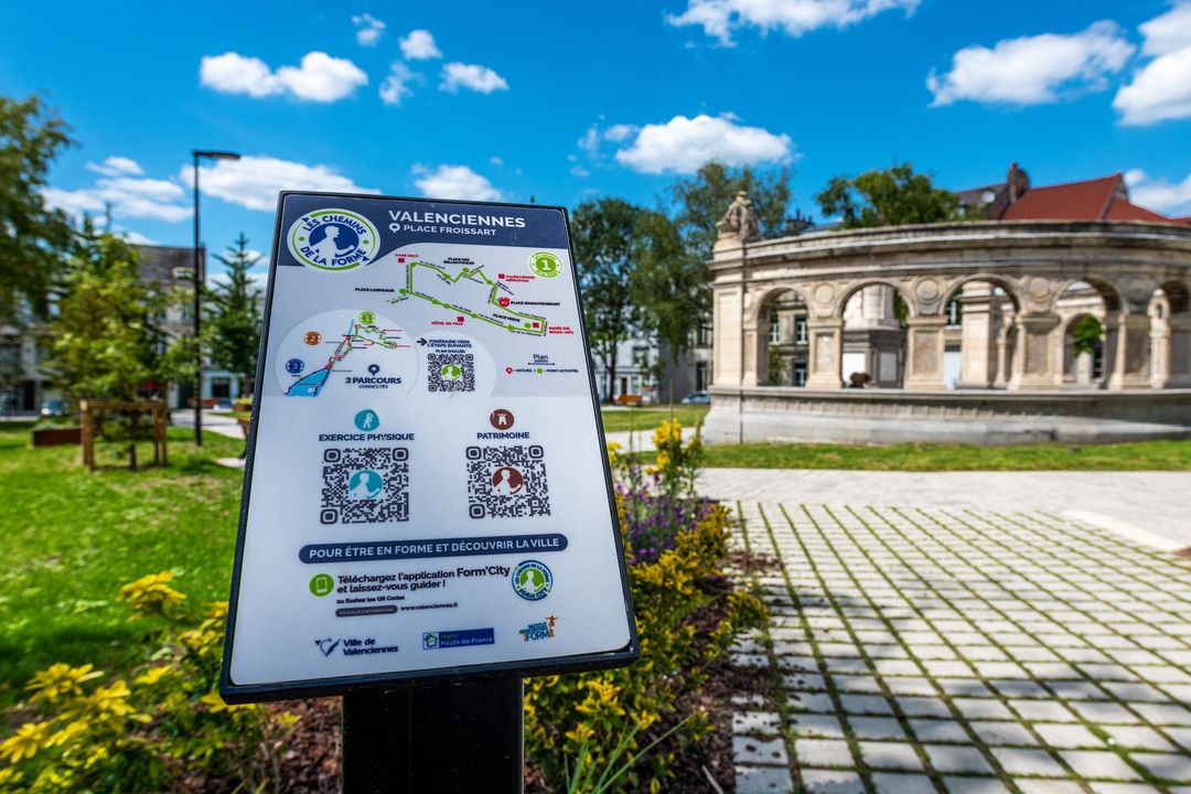[👟GARDONS LA FORME👟] session spéciale « Patrimoine », RDV à ne pas manquer !
👉 2 séances de sports gratuites 🆓 sont organisées lors des #journéeseuropéennesdupatrimoine, le samedi 21 et le dimanche 22 septembre.
❗️❗️ Attention, votre coach vous accueille au square Froissart et vous entraine en 3 stations jusqu’au square Saint-Géry.
👉 Une opportunité de (re)découvrir l’un des parcours urbains connectés « Le chemins de la forme ».
📆
▶️ Le samedi 21 septembre de 10h30 à 11h30
▶️ Le dimanche 22 septembre de 10h30 à 11h
ℹ + d’infos :
▶️ Suivez le lien de l’événement : https://fb.me/e/70ZoccZyf
▶️ Programme des journées Européennes du Patrimoine : https://www.calameo.com/ville-de-valenciennes/read/0053866212a231698d049