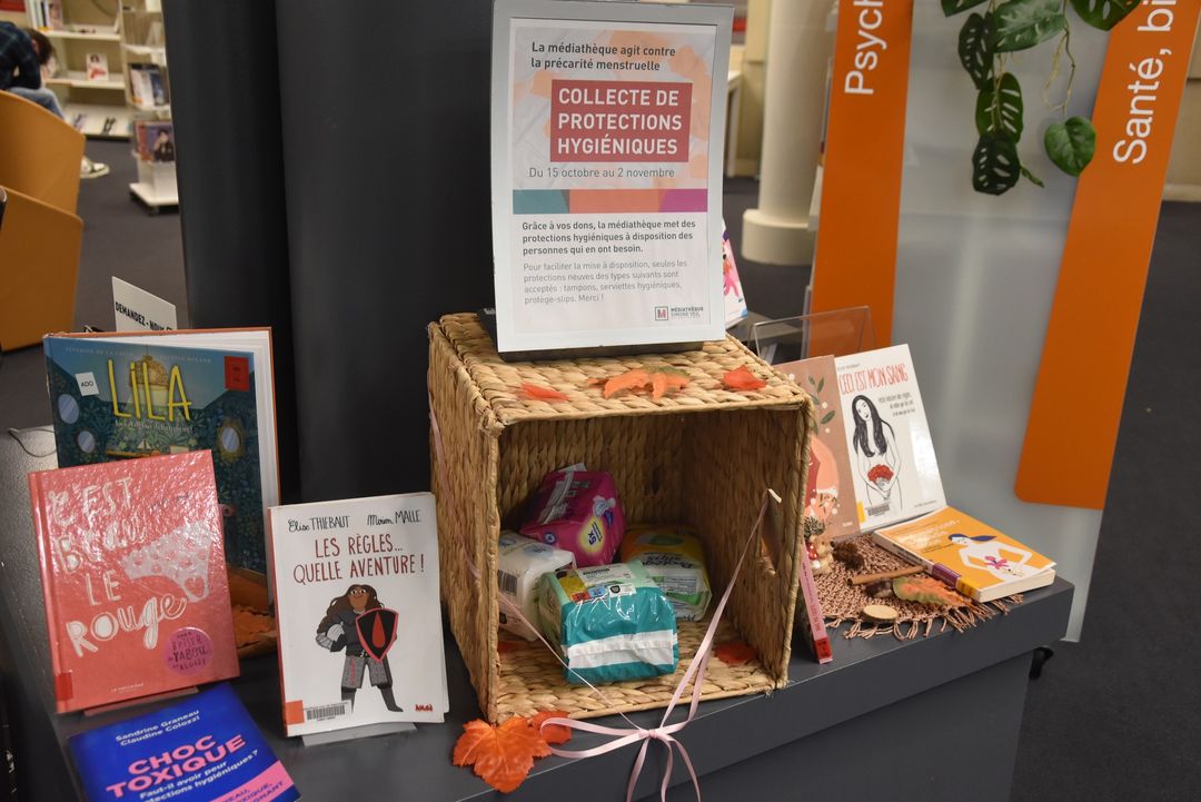 [SOLIDARITÉ🙏] La Médiathèque Simone Veil – Valenciennes fait appel à votre générosité, en participant à leur collecte de protections hygiéniques jusqu’au 2 novembre.
👉 Grâce à vos dons, ils pourront proposer en libre accès des protections aux personnes qui en ont besoin afin de leur permettre de vivre dignement leurs menstruations.

ℹ Aidez la Médiathèque Simone Veil – Valenciennes à agir contre la précarité menstruelle ! RDV espace Vie pratique, au rez-de-chaussée de la médiathèque.