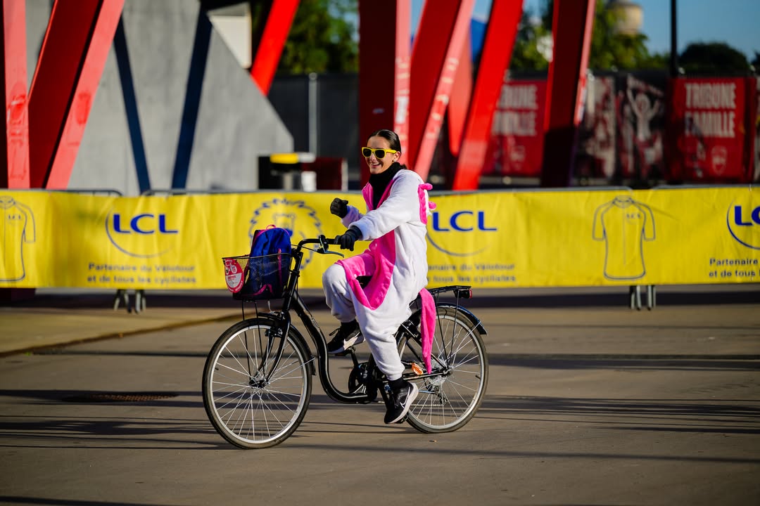 🚴‍♀️ 𝐑𝐞𝐭𝐨𝐮𝐫 𝐞𝐧 𝐢𝐦𝐚𝐠𝐞𝐬 𝐬𝐮𝐫 𝐥𝐞 𝐕𝐞́𝐥𝐨𝐭𝐨𝐮𝐫 𝟐𝟎𝟐𝟓 ! 🚴‍♂️
Dimanche, vous étiez nombreux·ses à enfourcher vos vélos pour le Velotour ! 
📸 Revivez les plus beaux instants à travers ces images 👇