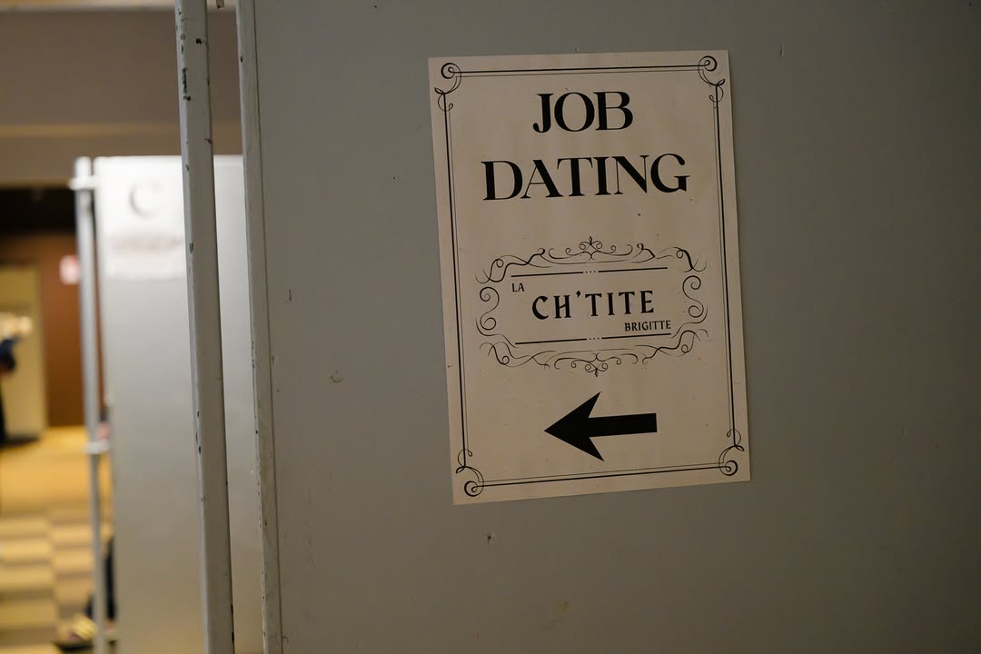 [🚨#jobalert🚨] 𝐍𝐨𝐮𝐯𝐞𝐥𝐥𝐞 𝐝𝐚𝐭𝐞 ! « 𝐋𝐚 Chtite Brigitte » 𝐫𝐞𝐜𝐫𝐮𝐭𝐞 𝐚̀ 𝐕𝐚𝐥𝐞𝐧𝐜𝐢𝐞𝐧𝐧𝐞𝐬 🍽️

📆 𝐉𝐨𝐛 𝐃𝐚𝐭𝐢𝐧𝐠 : mercredi 22 octobre de 13h30 à 17h – Mairie de Valenciennes

▶️ 𝐏𝐨𝐬𝐭𝐞𝐬 𝐫𝐞𝐜𝐡𝐞𝐫𝐜𝐡𝐞́𝐬 : Chef(fe) cuisinier, commis, serveur/serveuse, runner, barman, plongeur, économe…

▶️ 𝐏𝐨𝐮𝐫 𝐩𝐚𝐫𝐭𝐢𝐜𝐢𝐩𝐞𝐫 : envoyez votre CV dès maintenant à valenciennes@prochemploi.fr