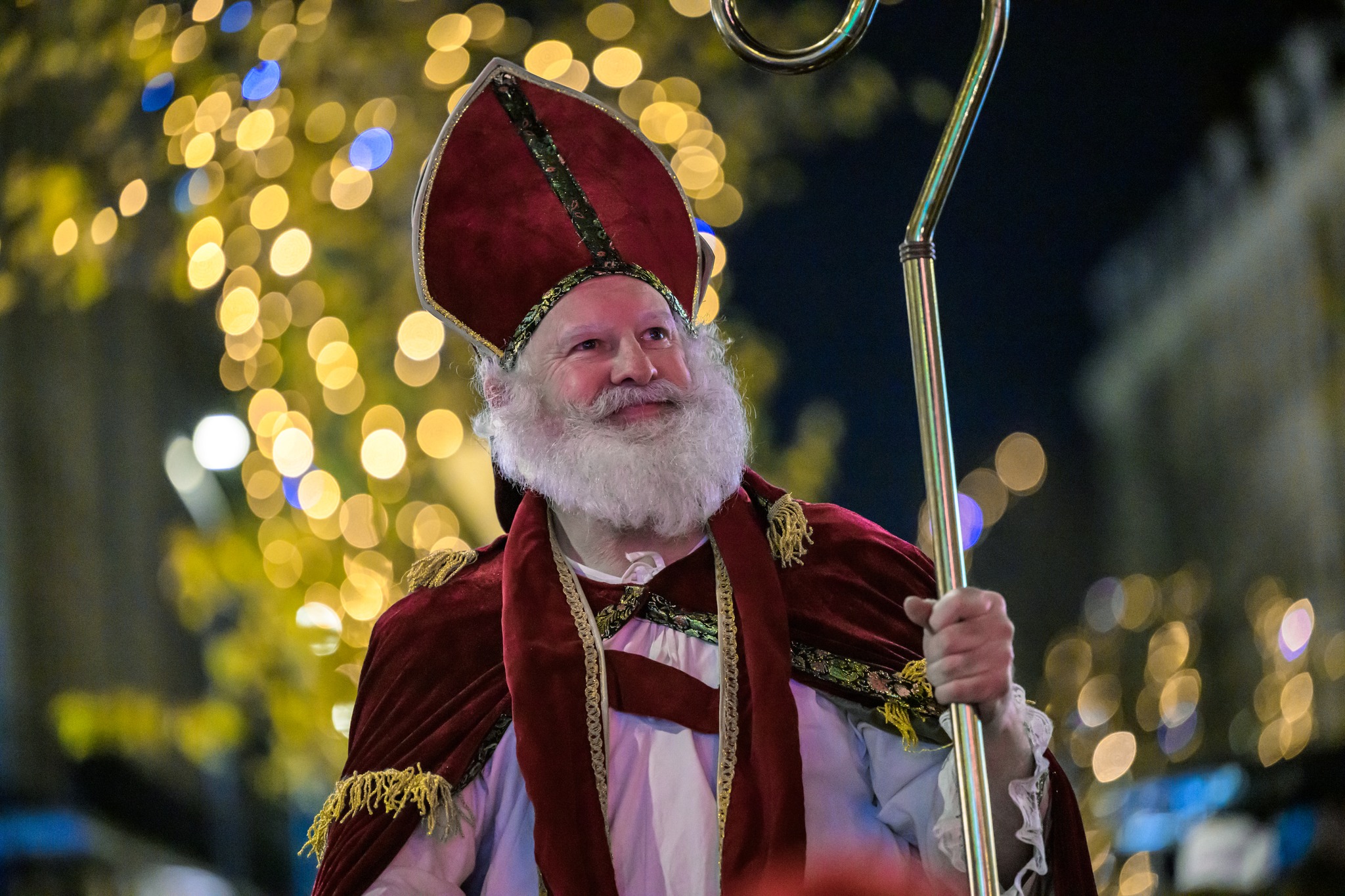 🎁 Dimanche 7 décembre – Parade de Saint-Nicolas (18h)

🎺 Rendez-vous à 18h, départ depuis le passage de l’Arsenal jusque la place d’Armes 🐴 Saint-Nicolas, son âne et ses joyeux compagnons vous réservent une déambulation féérique 🎶

#SaintNicolas #NoëlValenciennes #ParadeMagique