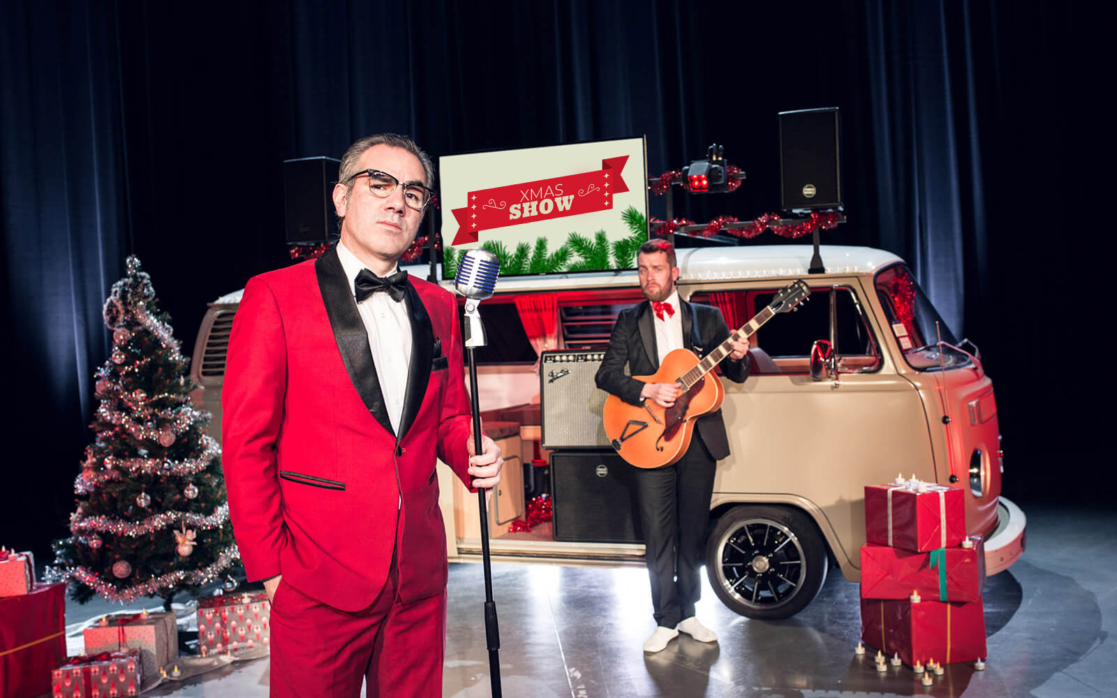 🎶 Pour clôturer en beauté, le Sound Truck de Noël et Johnny Wallace font vibrer la ville une dernière fois 🎄

Merci à toutes et tous d&rsquo;avoir fait briller Valenciennes tout ce mois de décembre 🧡

Joyeux Noël à tous ! 🎅

#NoëlValenciennes #Clôture #Valenciennesenfête #merci