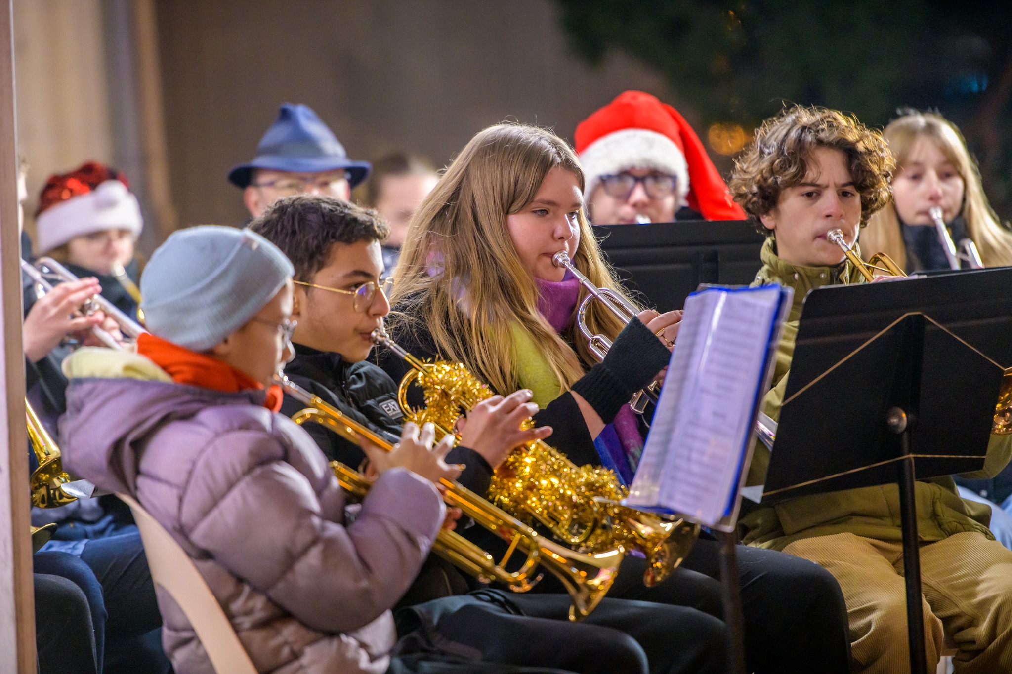 🎶 Samedi 13 décembre – Concert des élèves du conservatoire

🎶 Ce samedi à partir de 17h, les talents du Conservatoire de Valenciennes font résonner la magie de Noël ✨
Un concert chaleureux, plein d’émotion et de musique partagée ❤️

#NoëlValenciennes #Conservatoire #MusiqueEnFête