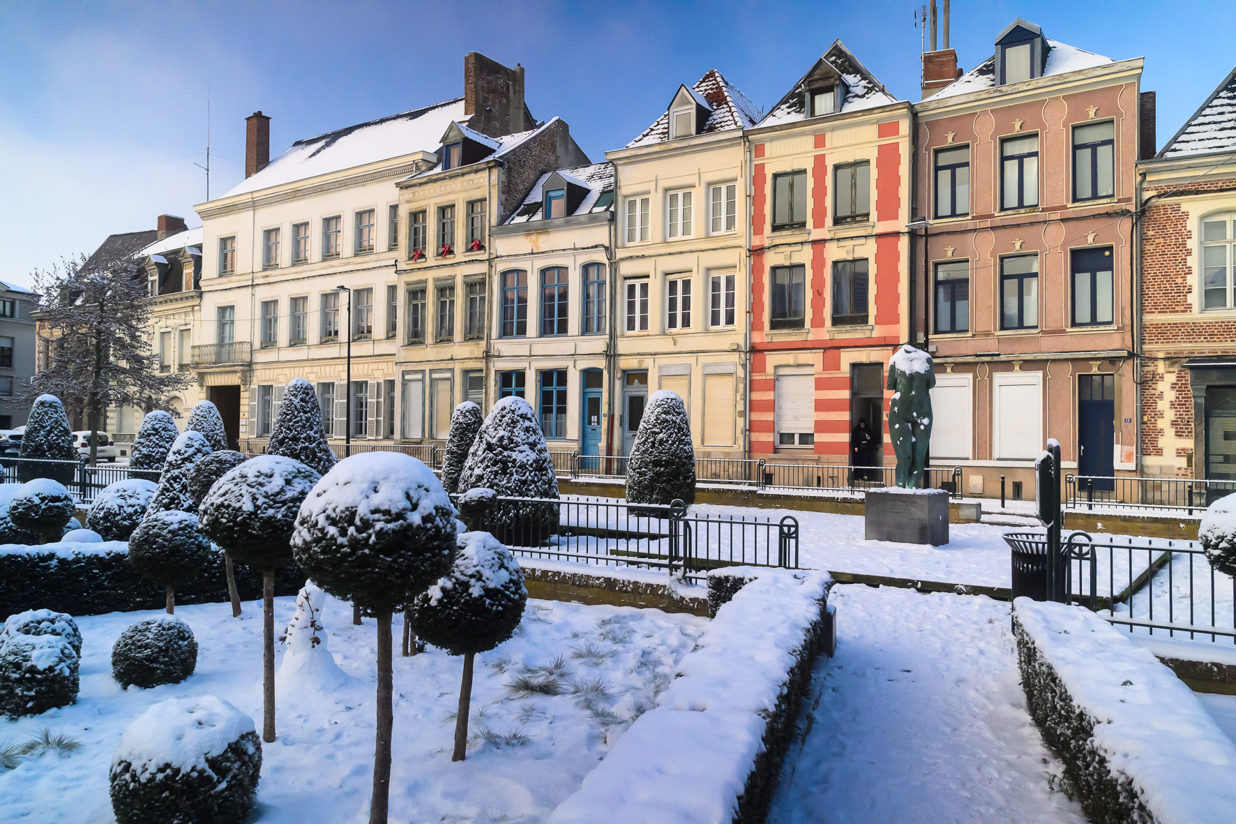 ❄️ Valenciennes sous son manteau blanc…

#hiver #neige #snow #ValenciennesSousLaNeige